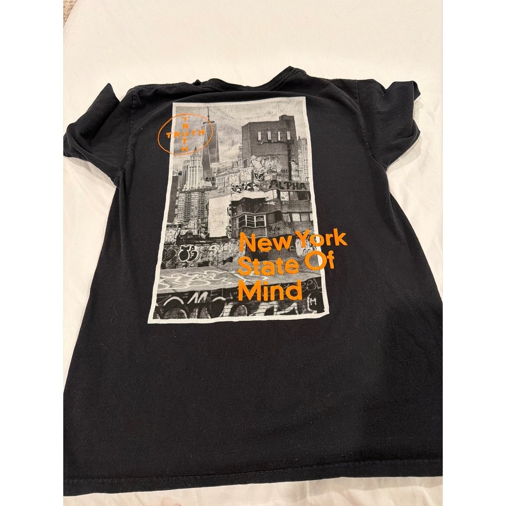 Truth + Theory Mens Black New York State Of Mind Graphic T-Shirt Sm Streetwear